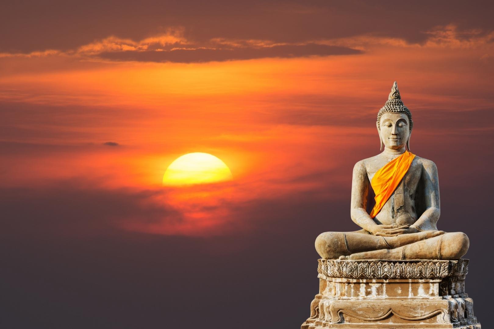 Đức Phật đã trở thành nguồn sáng soi rọi, giúp hàng triệu người trên thế giới tìm thấy lối đi trong bóng tối. Để hiểu hơn về những giáo lý quý báu này, hãy cùng nhau khám phá 10 bài học cuộc sống từ Đức Phật mà chúng ta nên biết và áp dụng.